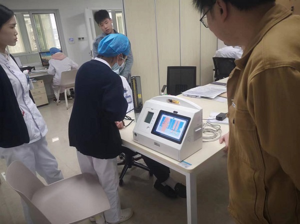 公共衛(wèi)生智能終端設備是什么？基層健康服務的“智能幫手”
